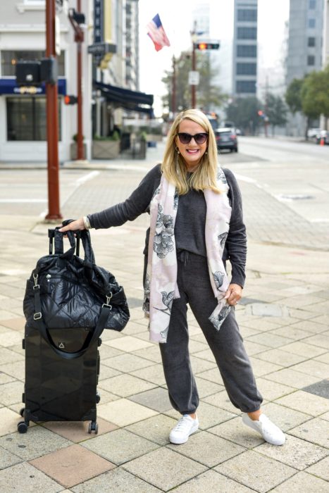 How to rock your weekend travel style